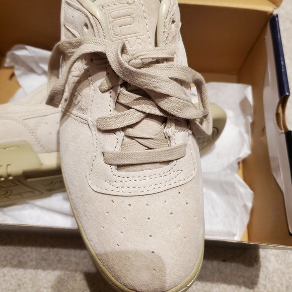 Fila Sage Green Shoes - Picture 3 of 7